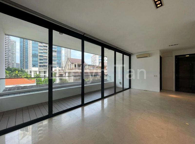 4 Bed Condo for Sale in  Three Buckley - Image 1